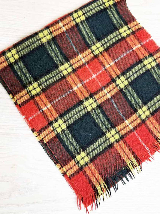 vintage wool tartan fringe scarf - good market thrift store