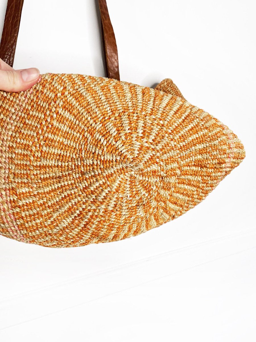 vintage woven sisal market shoulder bag | leather strap - good market thrift store