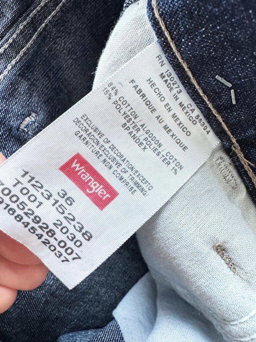 vintage wrangler denim carpenter jorts - good market thrift store