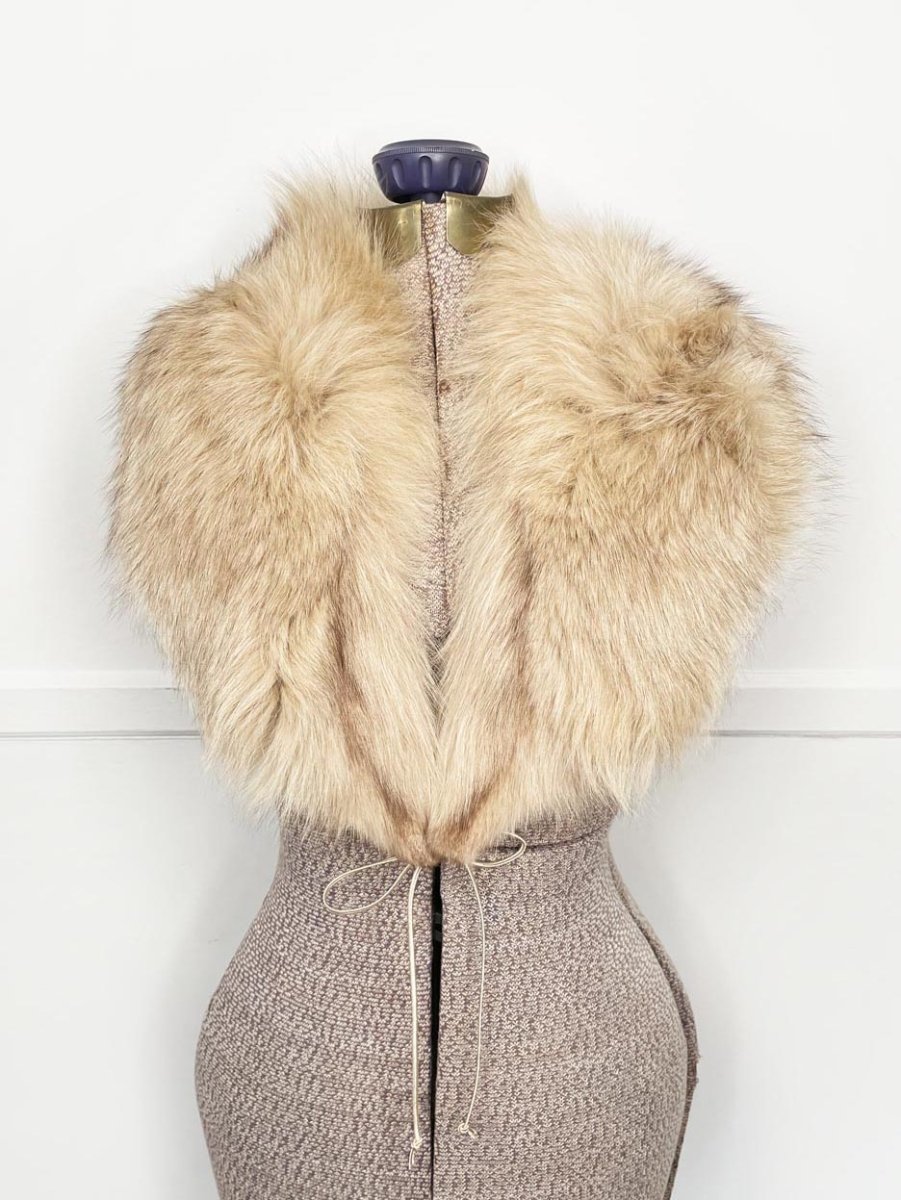 vintage yellow fox fur stole tie collar - good market thrift store