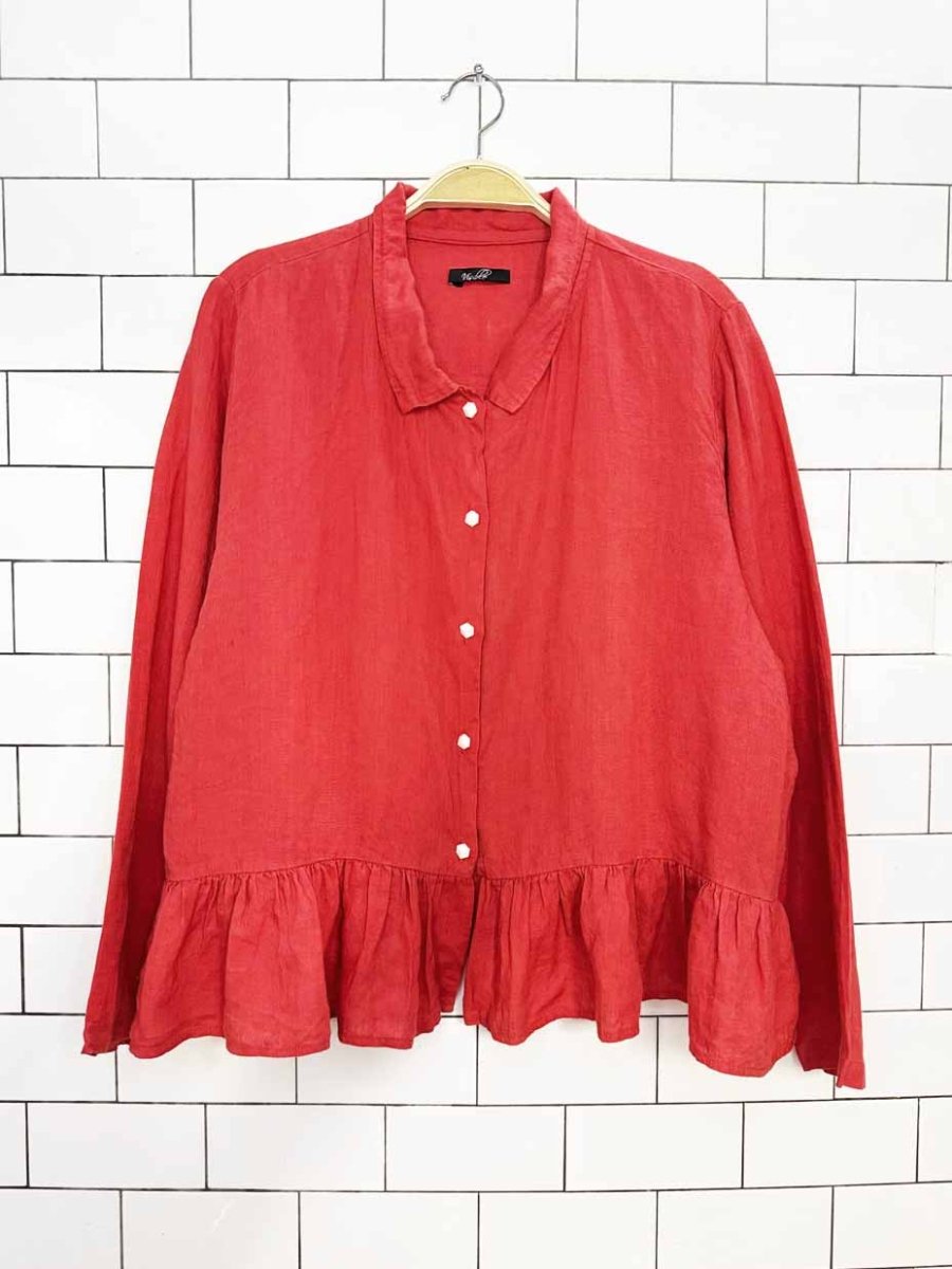 visible 100% linen peplum hem full button shirt | made in EU - good market thrift store