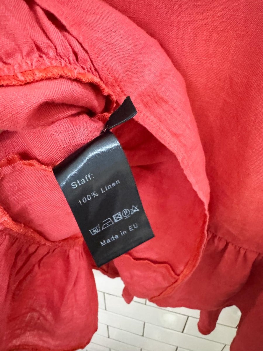 visible 100% linen peplum hem full button shirt | made in EU - good market thrift store
