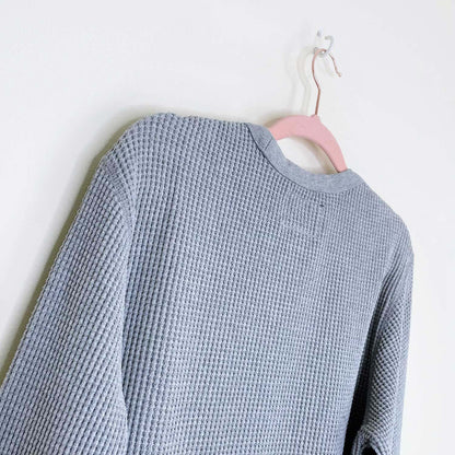 roots 2019 waffle thermal pocket long sleeve - size medium