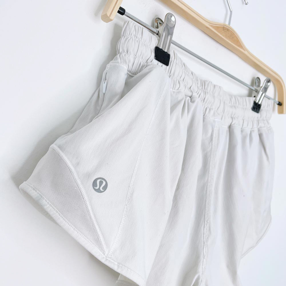 lululemon 2019 hotty hot short II swift
