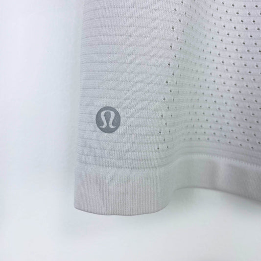 lululemon 2020 breeze by muscle crop tank