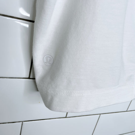 lululemon 2016 kitsilano mock tank - size medium