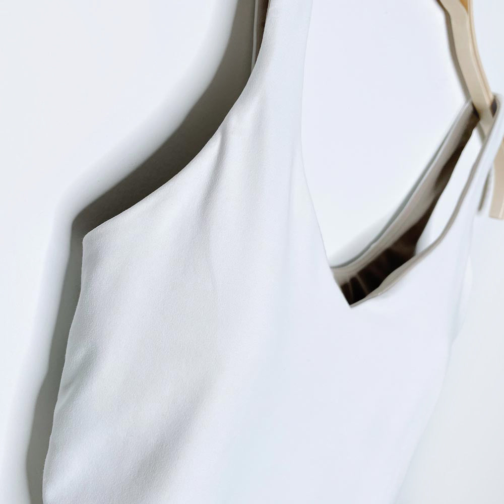 lululemon 2022 align waist length tank nulu