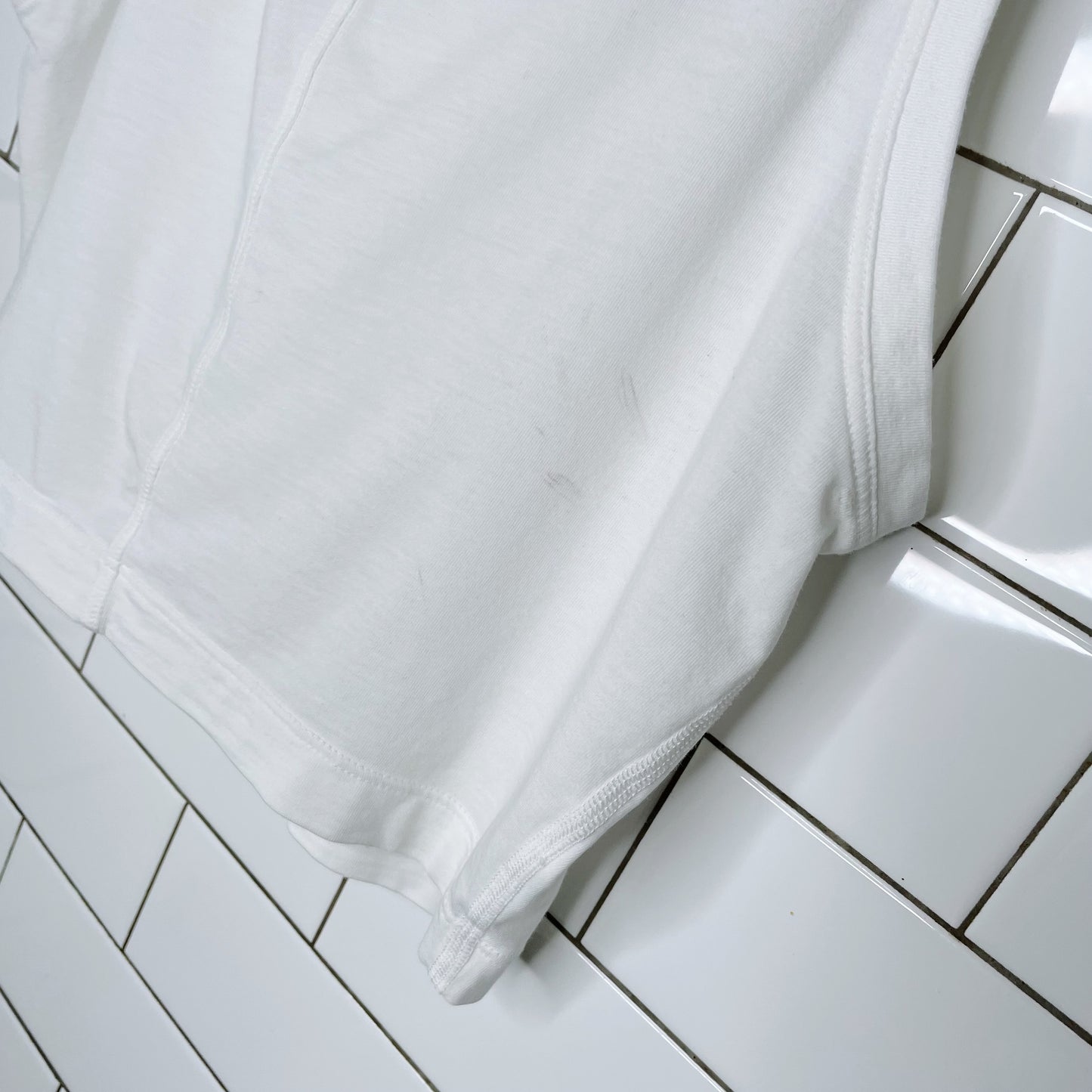 lululemon 2016 kitsilano mock tank - size medium