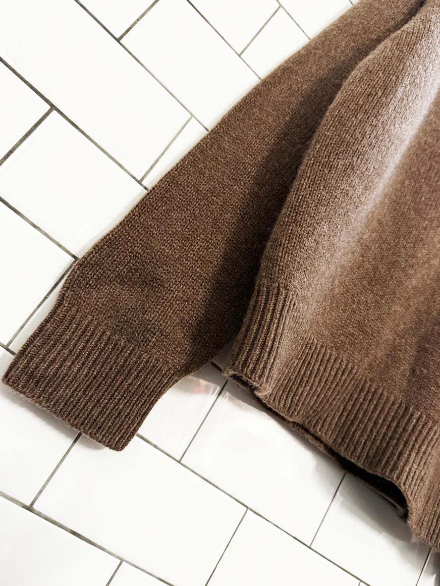 wilfred clara 100% cashmere luxe oversized knit sweater | aritzia - good market thrift store