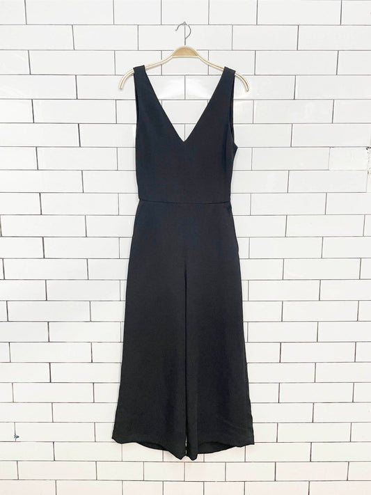 wilfred écoulement v-neck tie back wide leg jumpsuit | aritzia - good market thrift store
