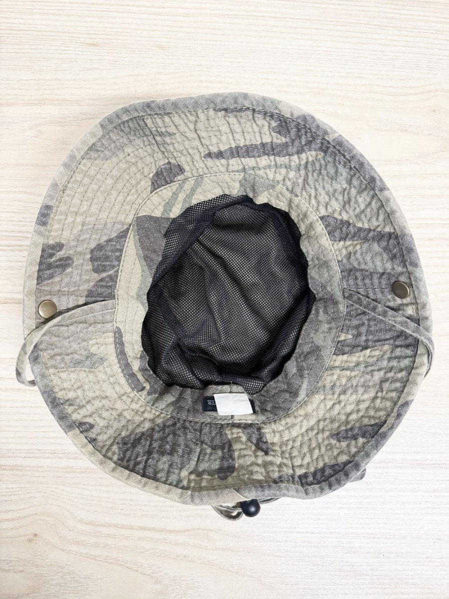 windriver camoflouge brimmed snap side utility hat - good market thrift store