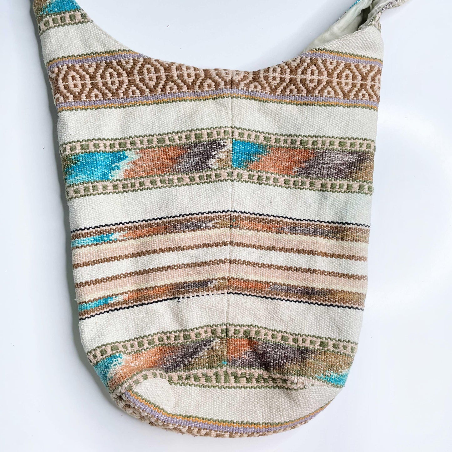 vintage roots 00s woven boho sling bag