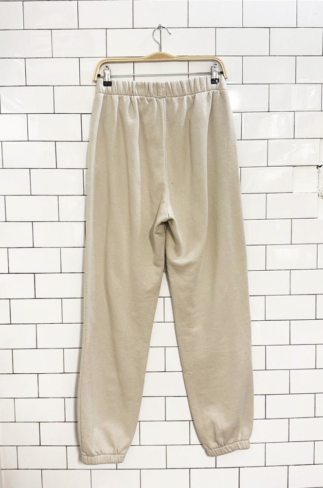 x2 gap classic cozy sweatshirt + sweatpants set - good market thrift store