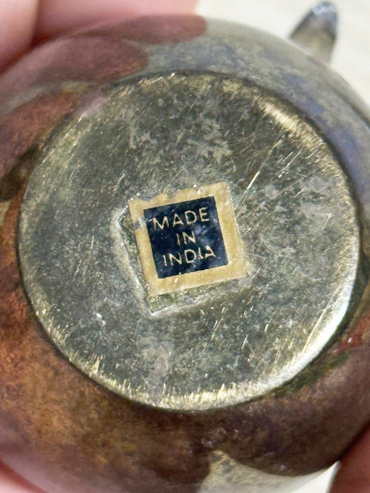 x2 vintage brass apple salt + pepper shakers | made in India - good market thrift store