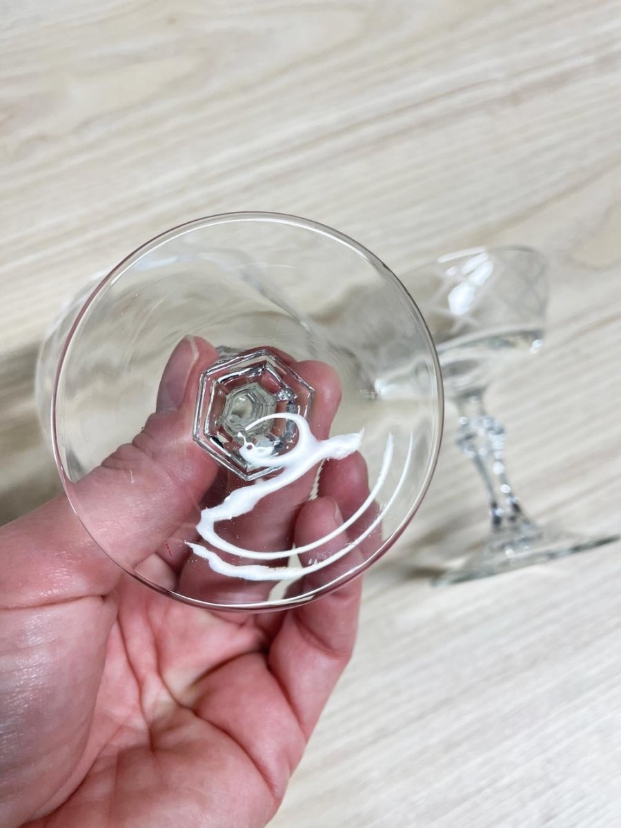 x2 vintage crystal crosshatch coupe champagne glasses - good market thrift store