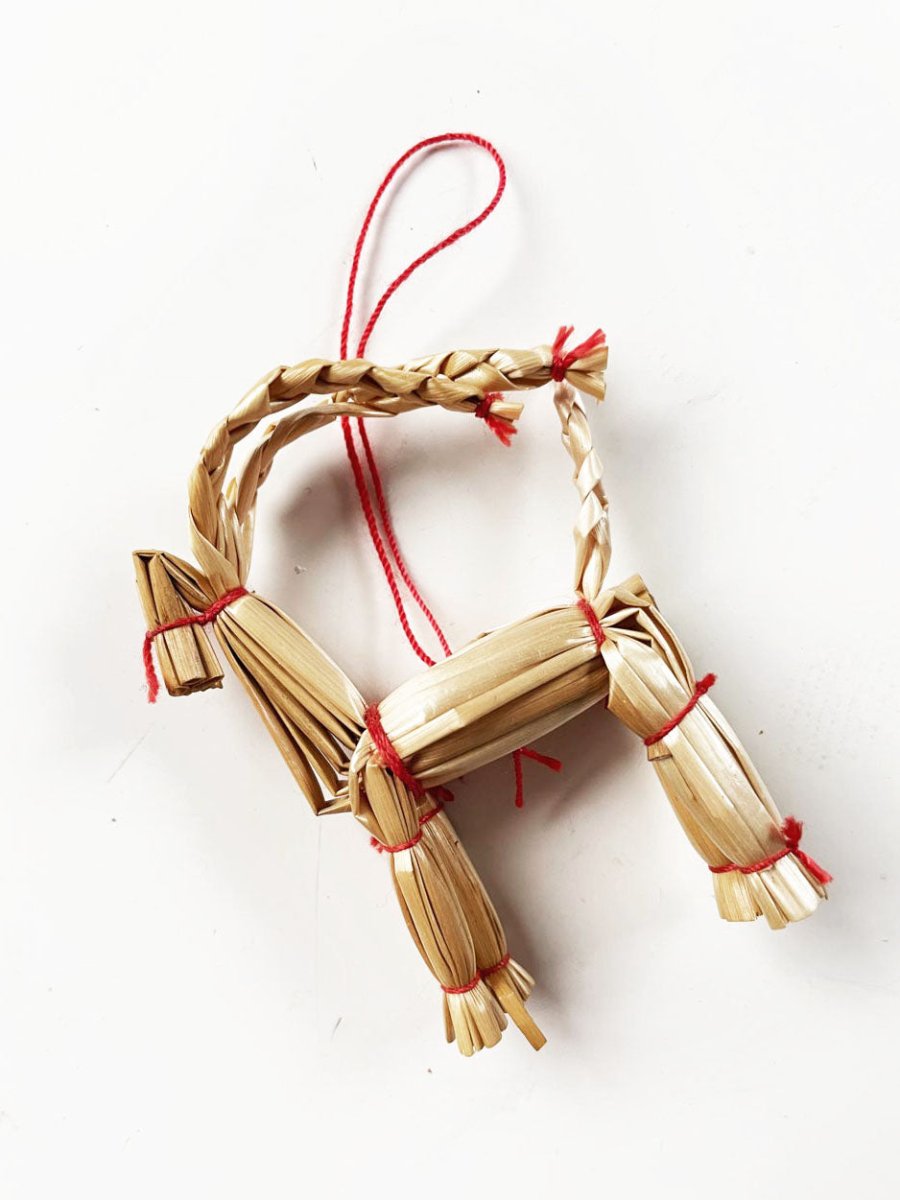 x27 swedish scandinav straw holiday ornament set - good market thrift store