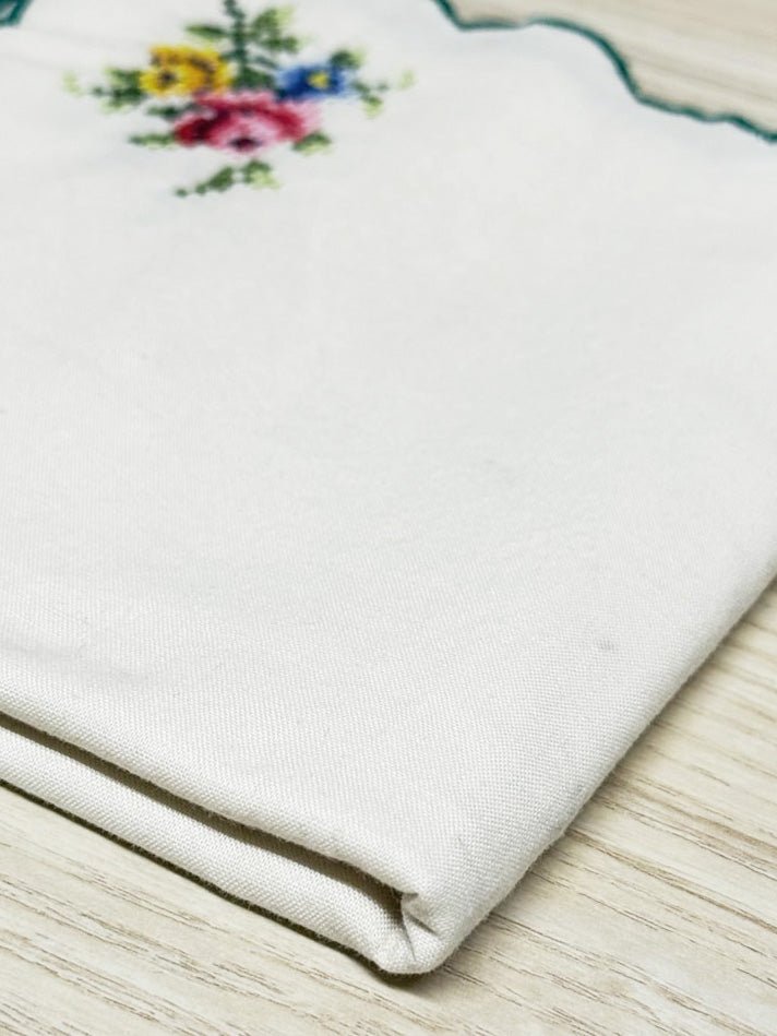 x4 vintage embroidered cross stitch scallop edge napkins - good market thrift store