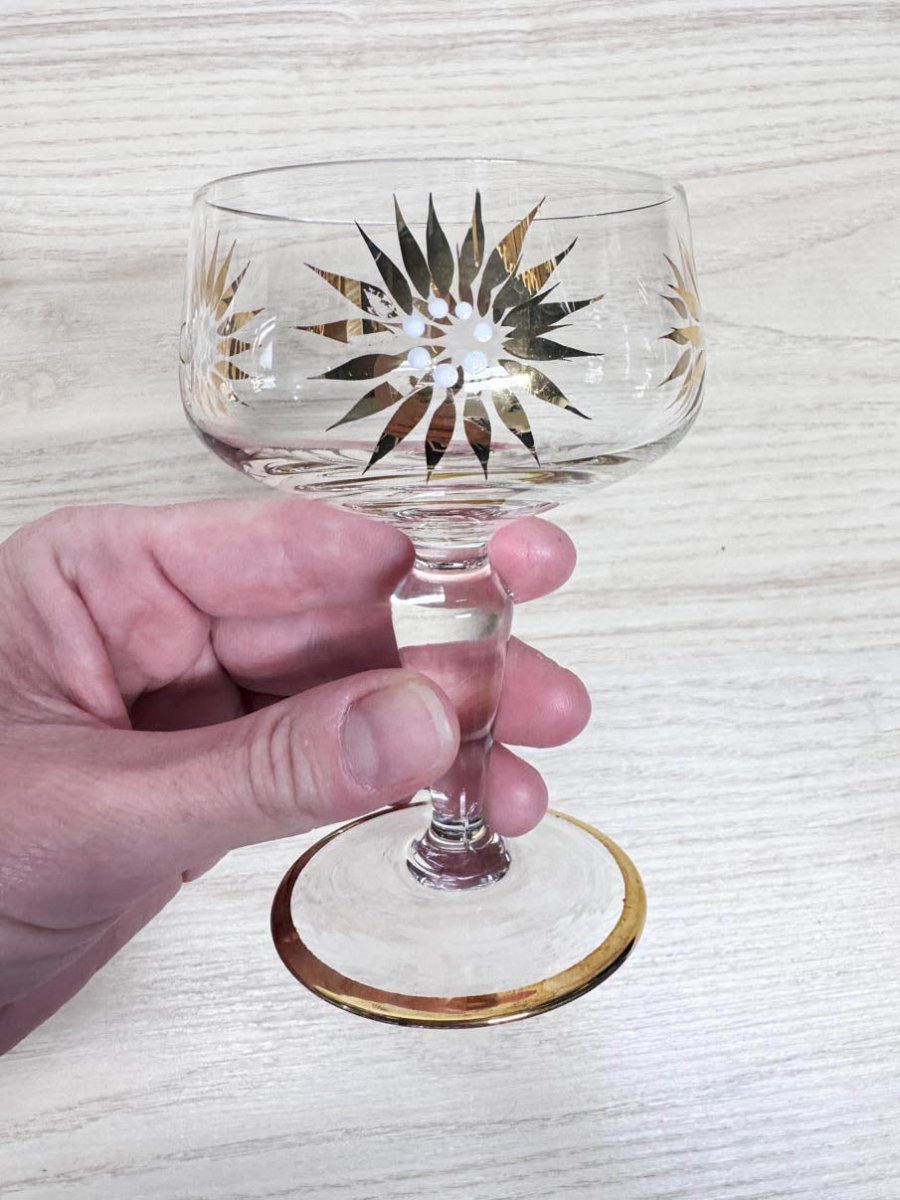 x4 vintage MCM gold sunburst aperatif stemmed glasses | mid-century - good market thrift store