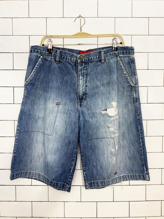 y2k bench 11 overhauled distressed long denim shorts - good market thrift store