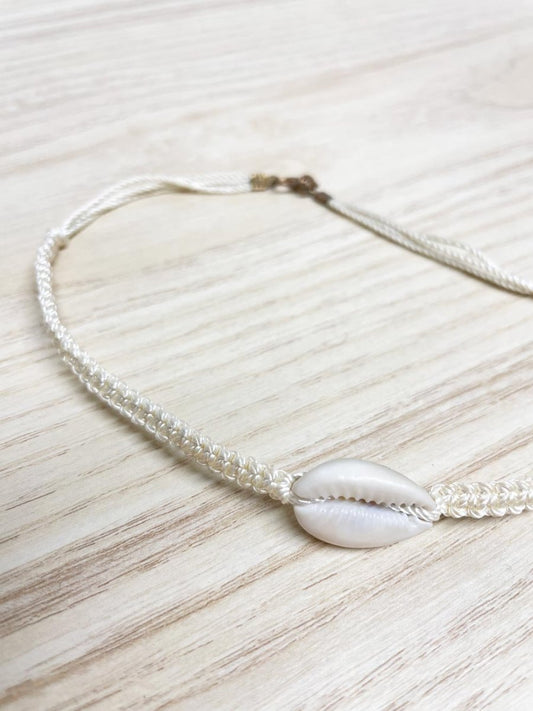 y2k cowrie shell choker necklace - good market thrift store