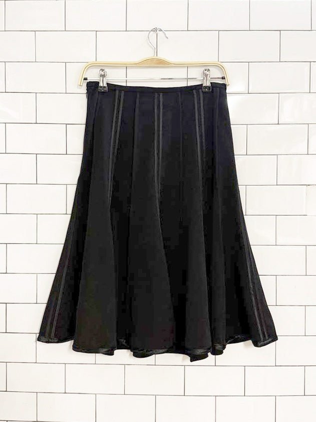 y2k dalia tulip flare hem knee length skirt - good market thrift store