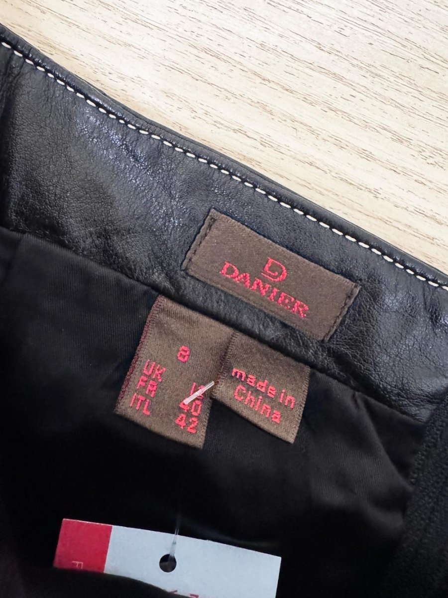 y2k danier soft leather contrast stitch belted skirt | made in canada - good market thrift store