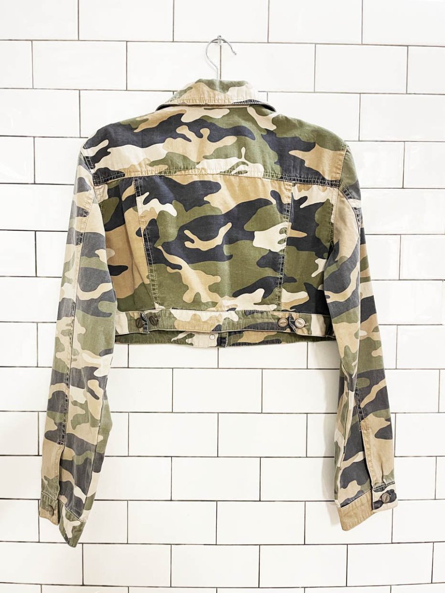 y2k digital clothing cropped camo jacket - good market thrift store