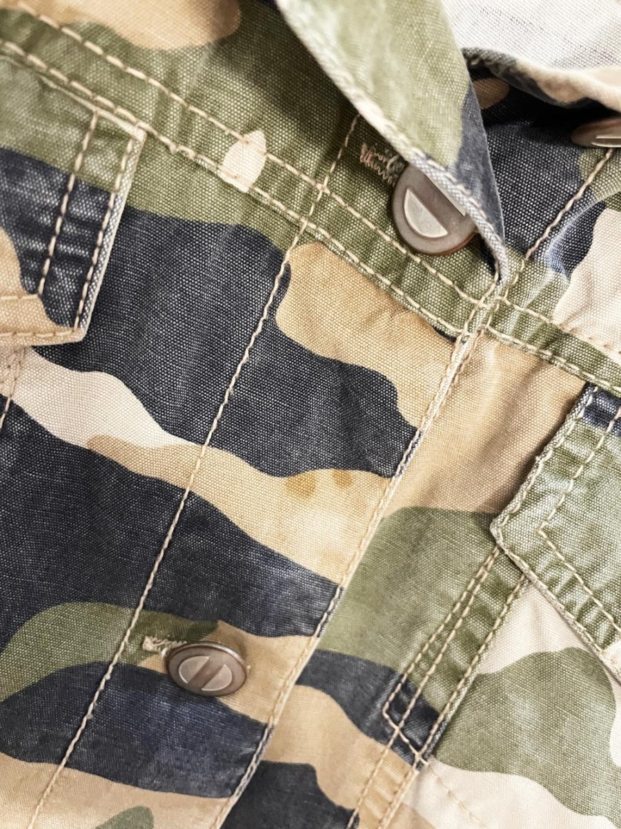 y2k digital clothing cropped camo jacket - good market thrift store