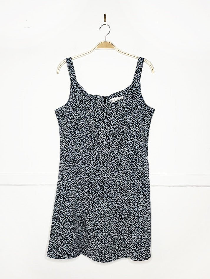 y2k dressbarn micro floral fitted jumpsuit - good market thrift store