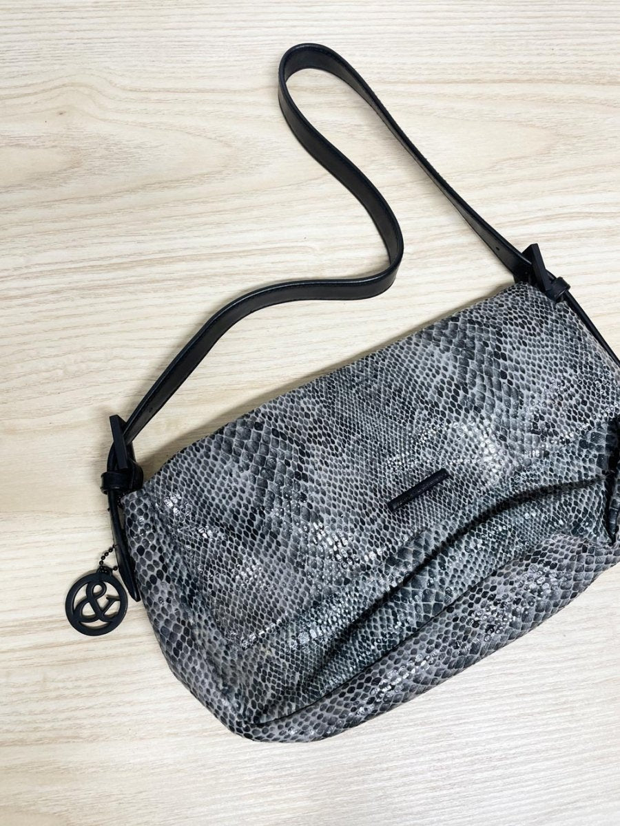 y2k frankie & johnnie faux snakeskin shoulder bag - good market thrift store