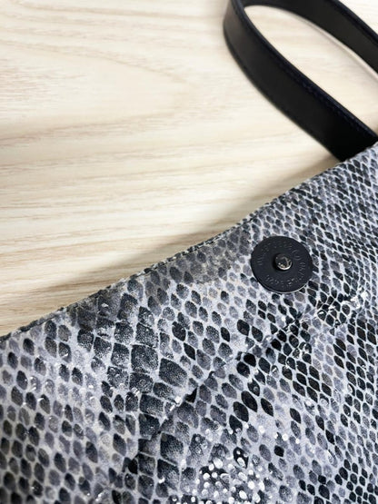 y2k frankie & johnnie faux snakeskin shoulder bag - good market thrift store