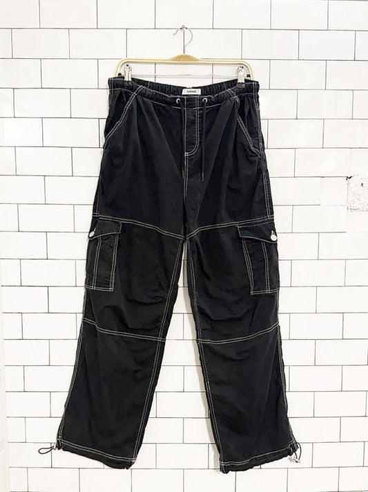 y2k garage contrast stitch utility parachute pants - good market thrift store