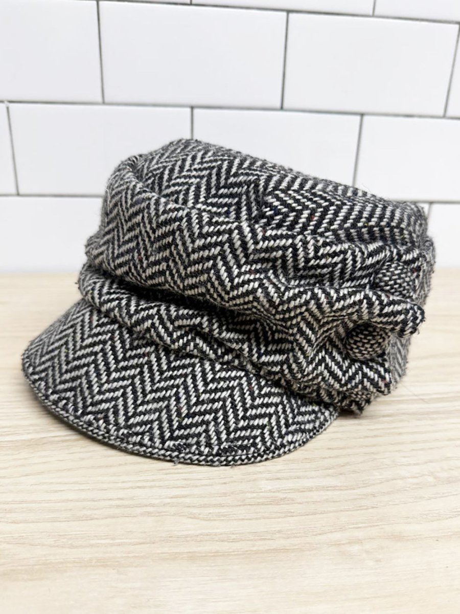 y2k gigi pip wool - blend houndstooth newsboy hat - good market thrift store