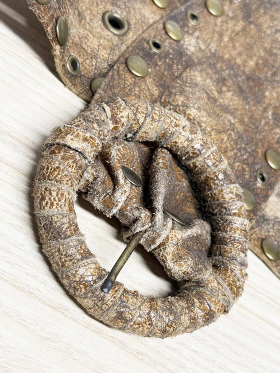 y2k leather studded thick circle buckle belt - good market thrift store