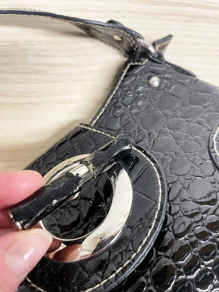 y2k linear snake embossed faux leather mini shoulder bag - good market thrift store