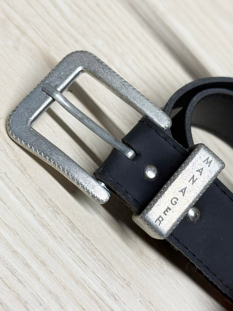 y2k manager faux leather belt | nameplate buckle - good market thrift store