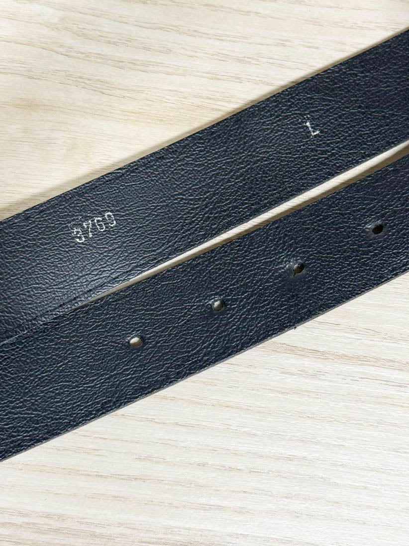 y2k manager faux leather belt | nameplate buckle - good market thrift store