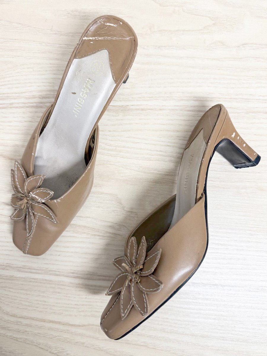 y2k massini flower faux leather heeled square toe mules - good market thrift store
