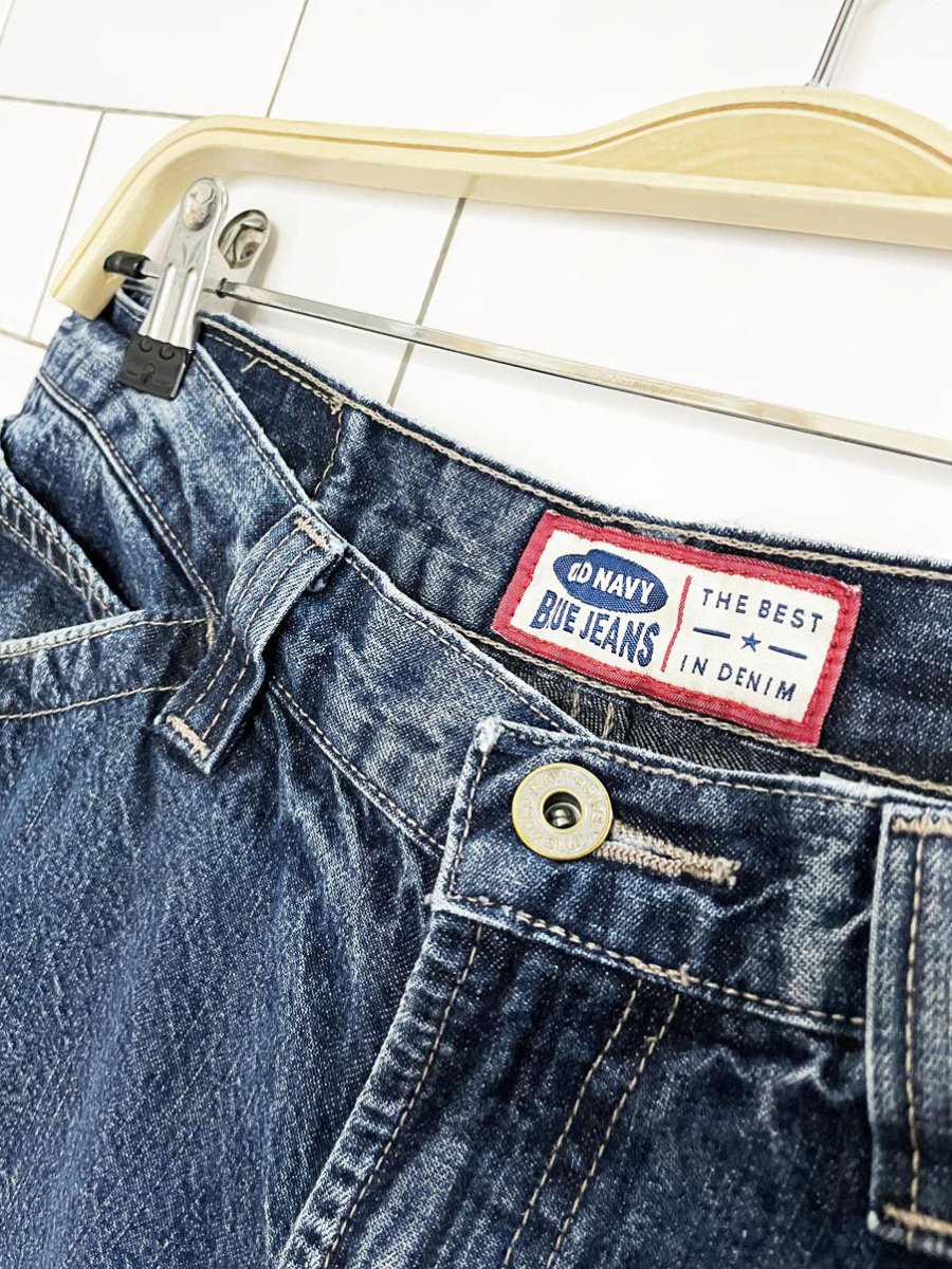 y2k old navy carpenter long denim short - good market thrift store