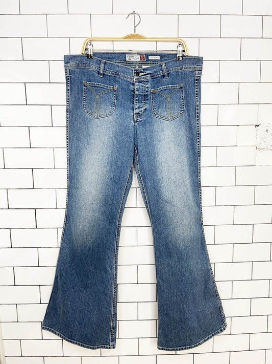 y2k old navy western stitch stretch flare leg jeans - good market thrift store