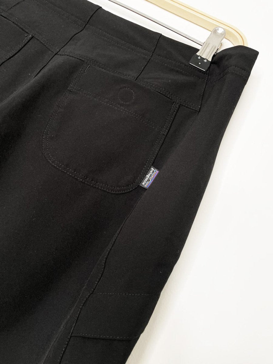 y2k patagonia stretch capri pant - good market thrift store