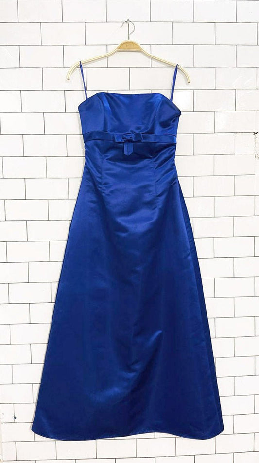 y2k satin bow detail strapless formal maxi dress - good market thrift store