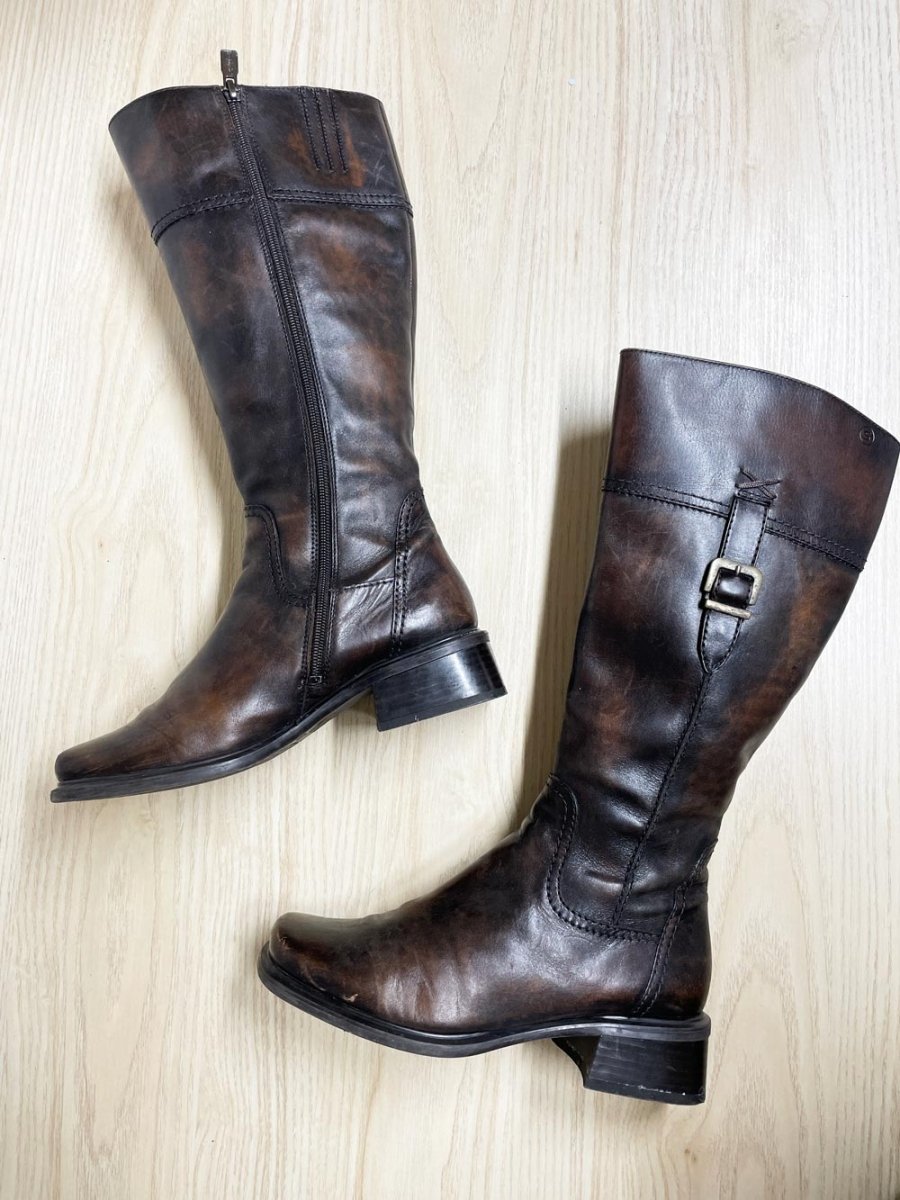 y2k spring leather square tow low heel tall boots - good market thrift store