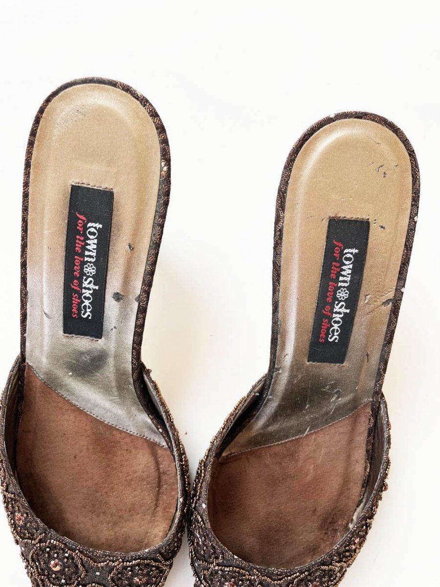 y2k town shoes boho beaded heeled leather mules - good market thrift store