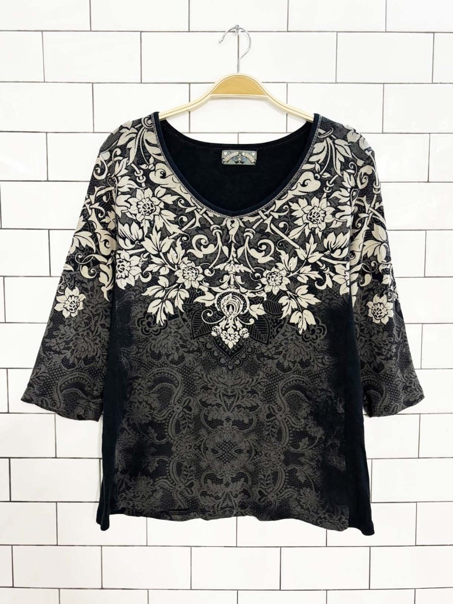 y2k vanilla sugar bedazzled tattoo artwork raglan sleeve shirt - good market thrift store