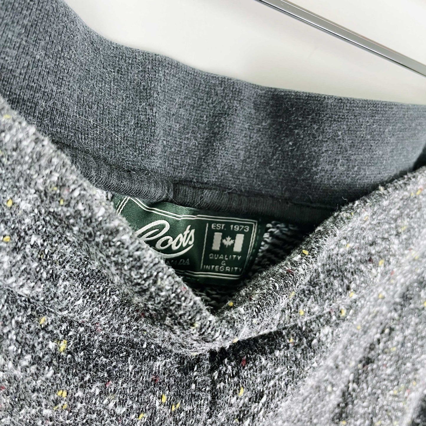 roots yellow pepper flat front trouser sweats - size large