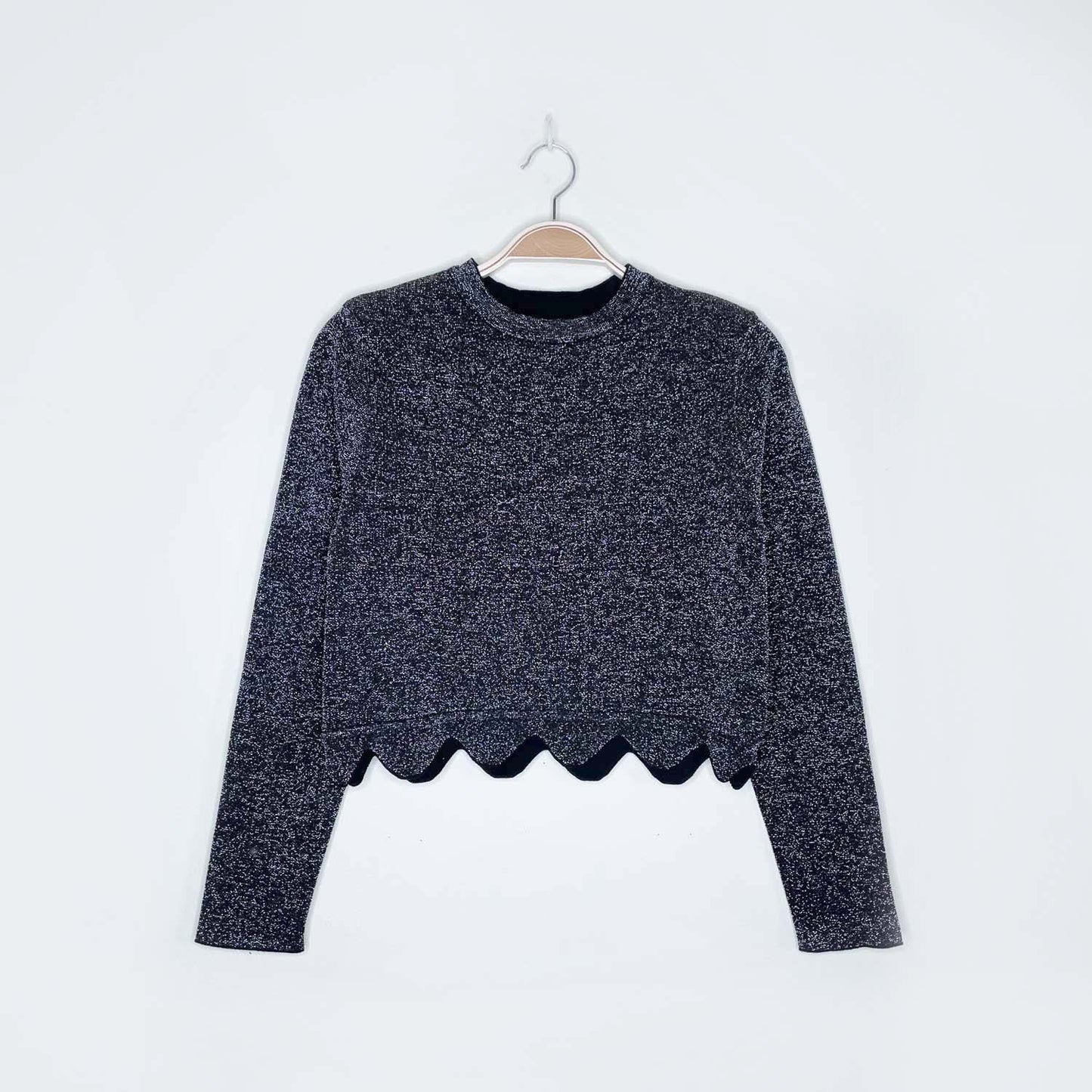 zara knit black metallic cropped scallop hem long sleeve - size small