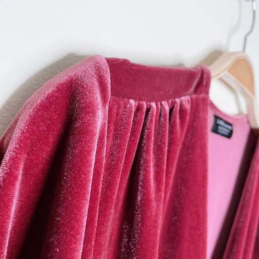 zara velvet flutter sleeve wrap bodysuit - size small