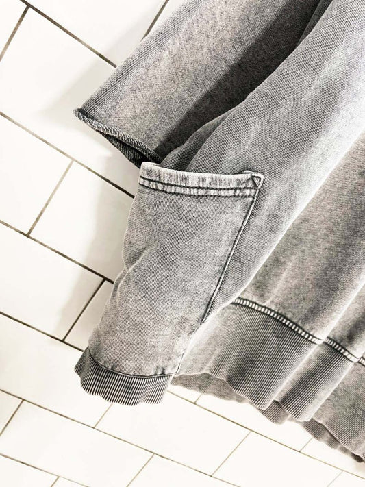 zara boxy cropped faded wash side pocket sweatshirt tee - good market thrift store