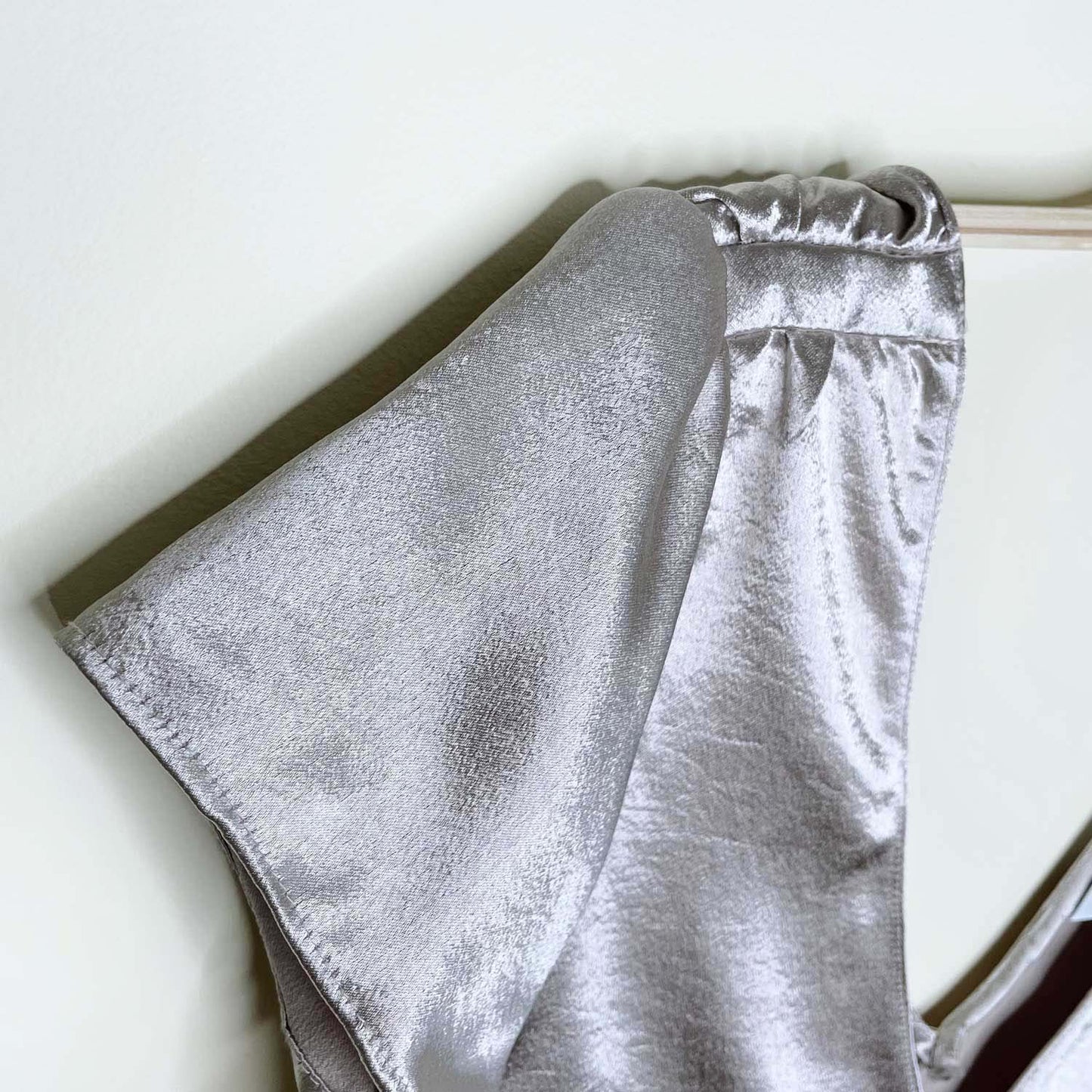 zara metallic satin crop top - size medium